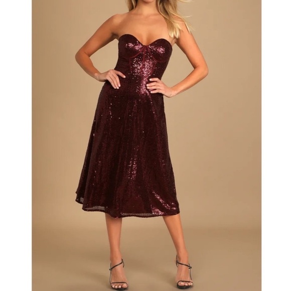 NWT Lulus Boost Your Beauty Wine Red Sequin Strapless Bustier Midi Dress - Picture 1 of 5